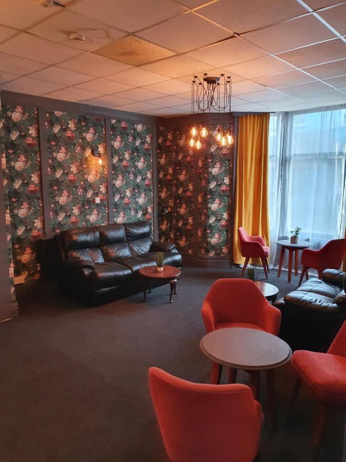 Balkan Hotel Blackpool Exterior foto