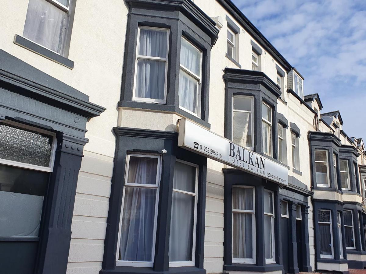 Balkan Hotel Blackpool Exterior foto