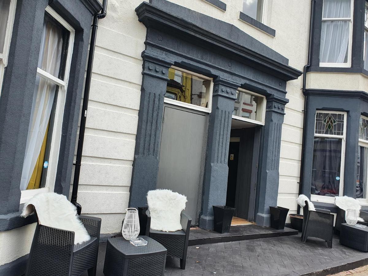Balkan Hotel Blackpool Exterior foto